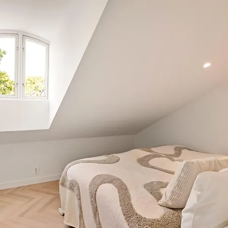 Apartamento Dinbnb Gruenerlokka I Penthouse With Private Rooftop I 2-bedroom With Double Queen & 2 Bathrooms *