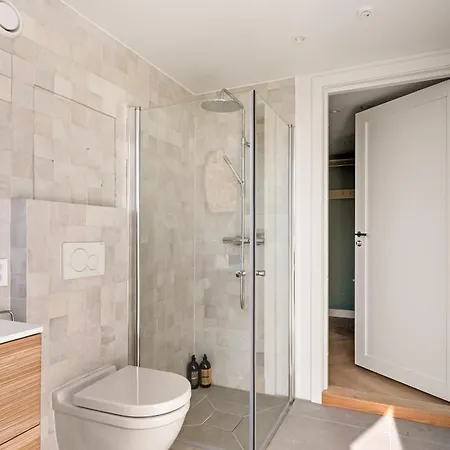 Apartamento Dinbnb Gruenerlokka I Penthouse With Private Rooftop I 2-bedroom With Double Queen & 2 Bathrooms Oslo