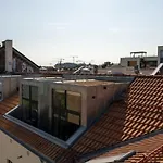 Lokka I Penthouse With Private Rooftop I 2-bedroom With Double Queen & 2 Bathrooms *